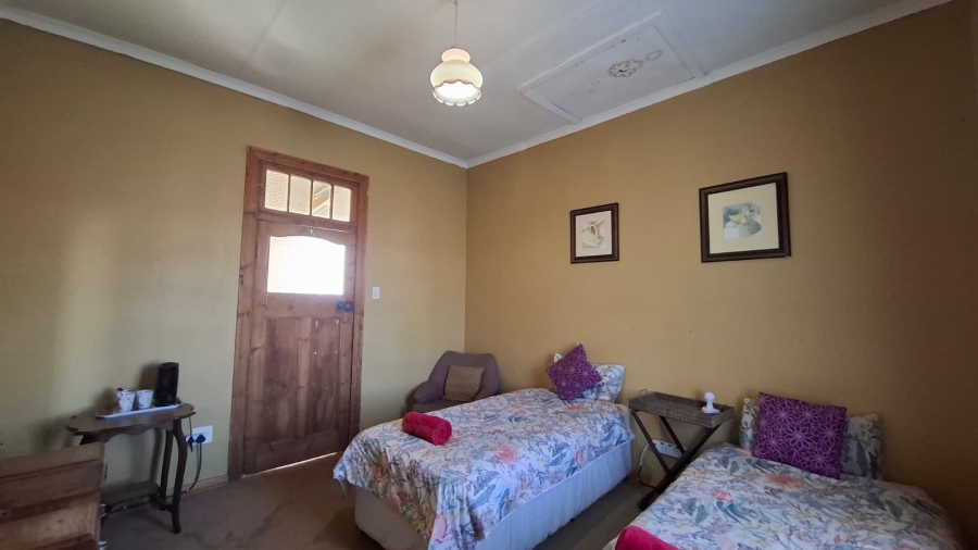8 Bedroom Property for Sale in Memel Free State